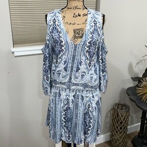 Alice + Olivia Blue and White Paisley Cold-Shoulder Midi Dress